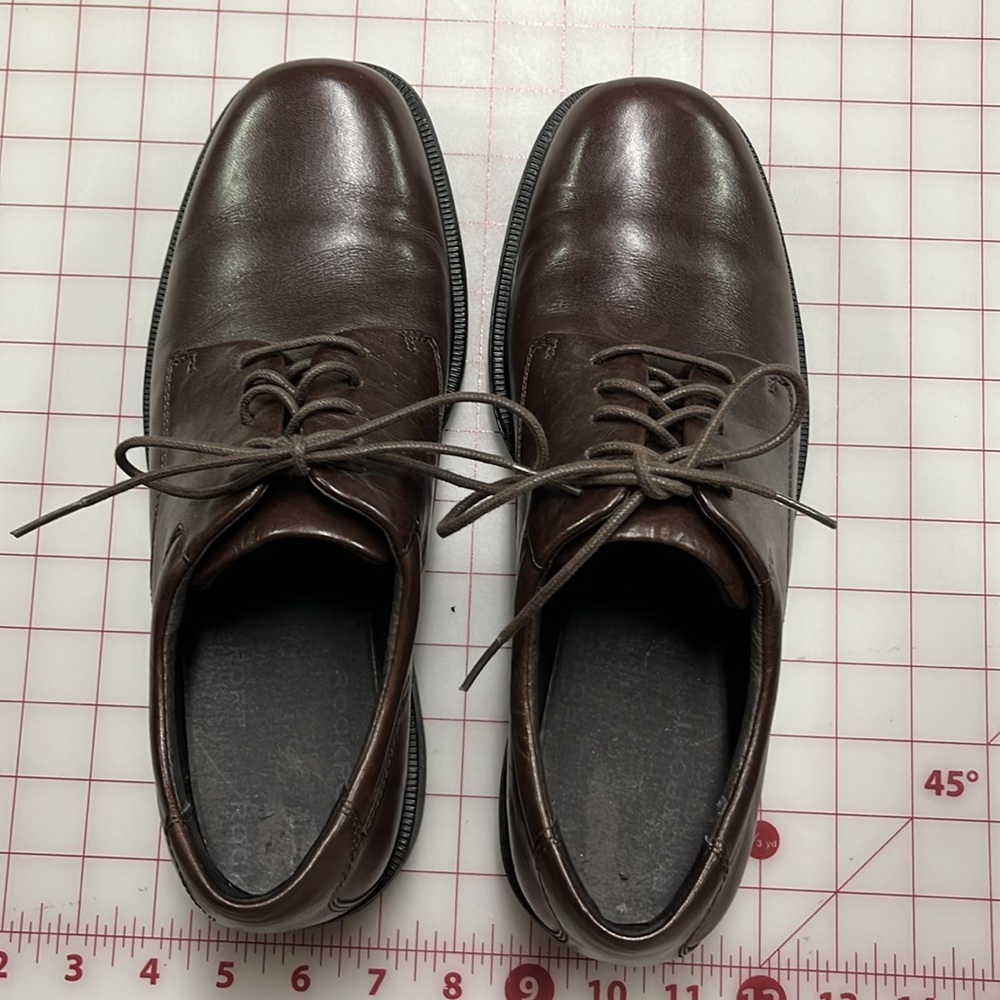 ROCKPORT Men's "Margin Oxford" Lace Up Brown Leather Career Casual Shoe SZ 8.5 - Picture 9 of 16